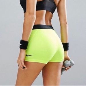 Nike pro spandex shorts - Highlighter Yellow